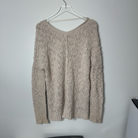 Free People Oversize loose fit sweater size xs 1936 - Picture 3 of 3